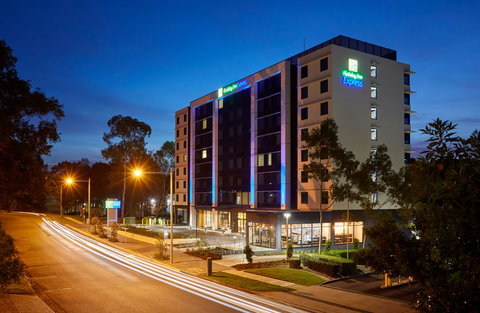 Holiday Inn Express Sydney Macquarie Pk - Holiday Adelaide 0