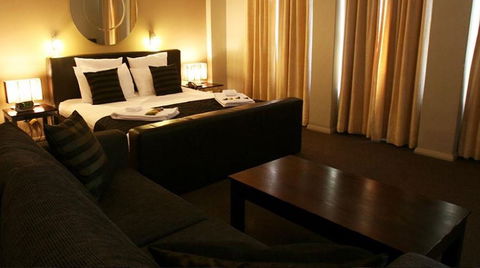 The Clarendon Hotel - Holiday Adelaide 1