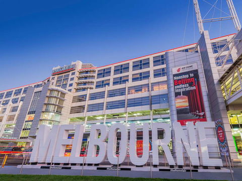 PARKROYAL Melbourne Airport - Holiday Adelaide 1