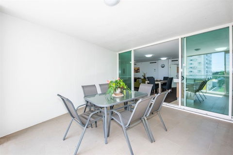 Lanai Riverside Apartments - Holiday Adelaide 0