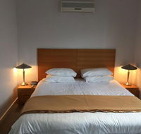 Beachside Apartments - Holiday Adelaide