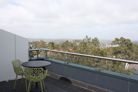 Hotel Urban St Leonards - Holiday Adelaide 2