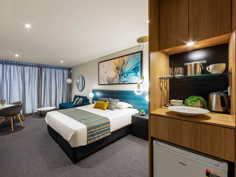 Mercure Canberra Belconnen - Holiday Adelaide 0