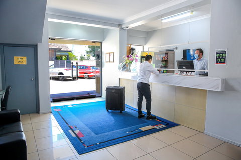 Metro Inn Ryde - Holiday Adelaide 2