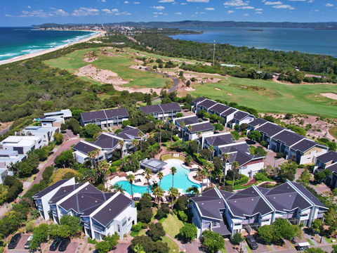 Pullman Magenta Shores Resort - Holiday Adelaide 0