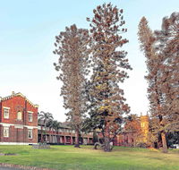 Mercure Monte Pio Hotel  Conference Ctr - Holiday Adelaide