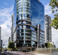 Adina Apartment Hotel Melbourne - Holiday Adelaide