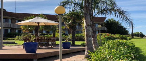 Kangaroo Island Seaside Inn - Holiday Adelaide 0