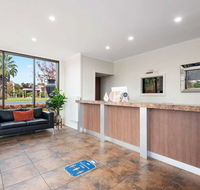 Comfort Inn Deakin Palms - Holiday Adelaide
