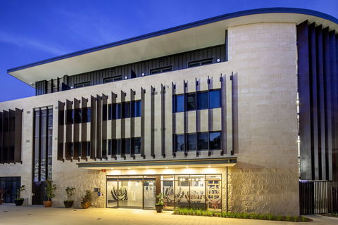 St Catherine's On Park - Holiday Adelaide 0