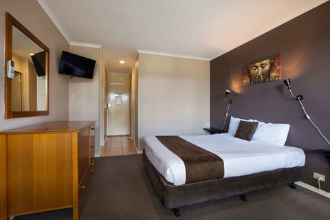 Burvale Hotel - Holiday Adelaide 4