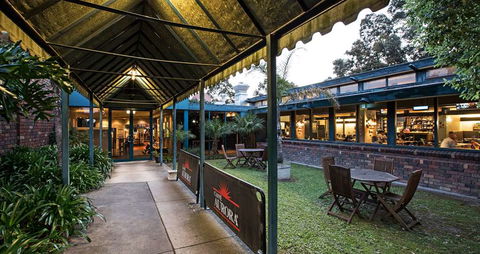 Burvale Hotel - Holiday Adelaide 8