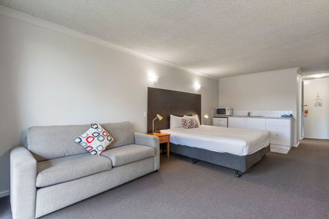Knox International Hotel - Holiday Adelaide 11