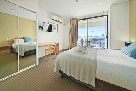 All Suites Perth - Holiday Adelaide 6
