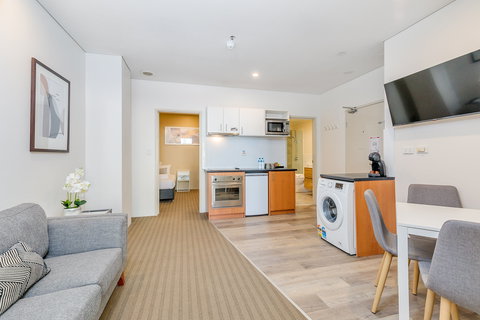 All Suites Perth - Holiday Adelaide 9