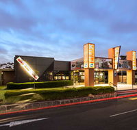 Nightcap at Keysborough Hotel - Holiday Adelaide