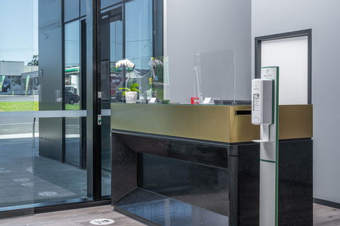 Oros Plus Hotel - Holiday Adelaide 4