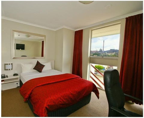 Isa Hotel - Holiday Adelaide 2