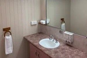 Outback Motel - Holiday Adelaide 5