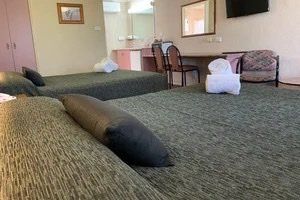 Outback Motel - Holiday Adelaide 8