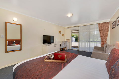 Beechworth Motor Inn - Holiday Adelaide 8