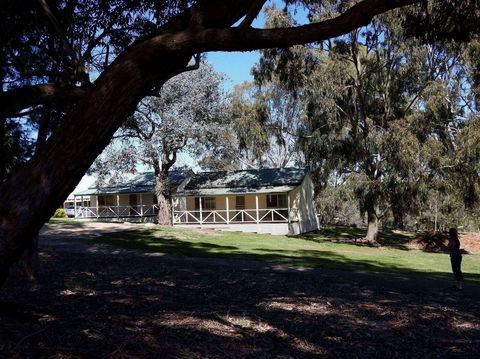 Golden Heritage Motor Inn & Cottages - Holiday Adelaide 4