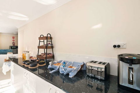 Econo Lodge Waterford - Holiday Adelaide 15