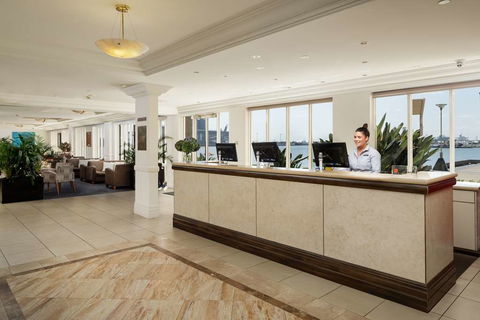 Rydges Newcastle - Holiday Adelaide 3