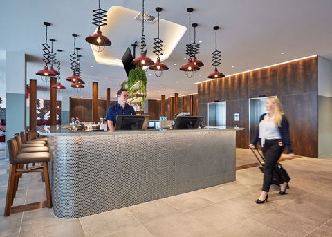 Holiday Inn Express Newcastle - Holiday Adelaide 4