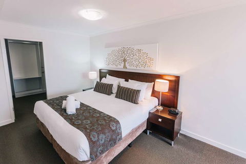Newcastle Central Plaza - Holiday Adelaide 3
