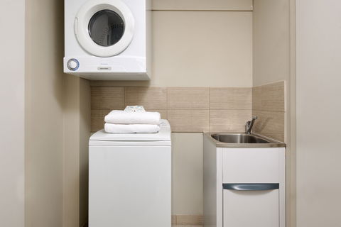 Fraser Suites Perth - Holiday Adelaide 17