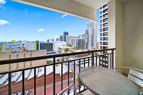 All Suites Perth - Holiday Adelaide 2