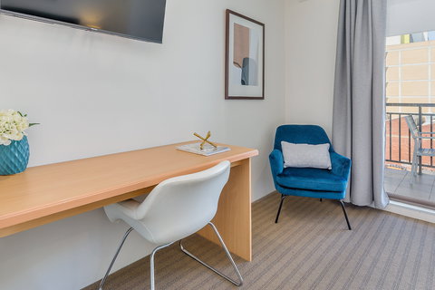 All Suites Perth - Holiday Adelaide 13