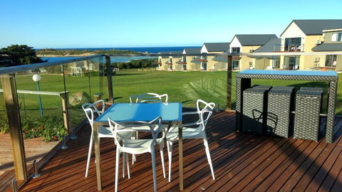 Diamond Island Resort - Holiday Adelaide 0
