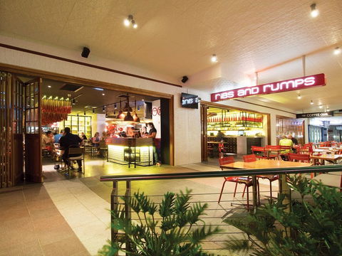 Oaks Grand Gladstone - Holiday Adelaide 3