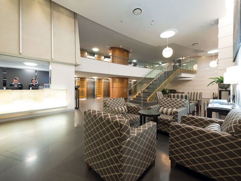 Oaks Aurora - Holiday Adelaide 1