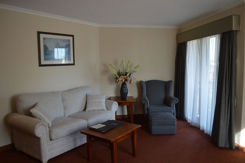 Gateway On Monash - Holiday Adelaide 0