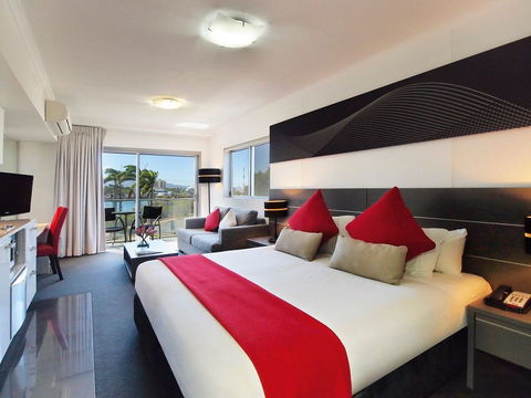 Oaks Metropole Hotel - Holiday Adelaide 2