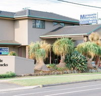 Macquarie Barracks Inn - Holiday Adelaide