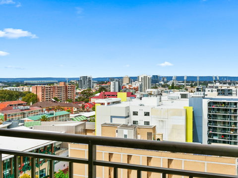 All Suites Perth - Holiday Adelaide 0
