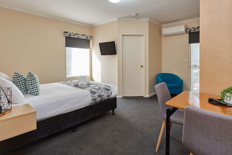 Elphin Villas - Holiday Adelaide 2