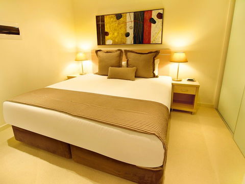 iStay Precinct - Holiday Adelaide 1