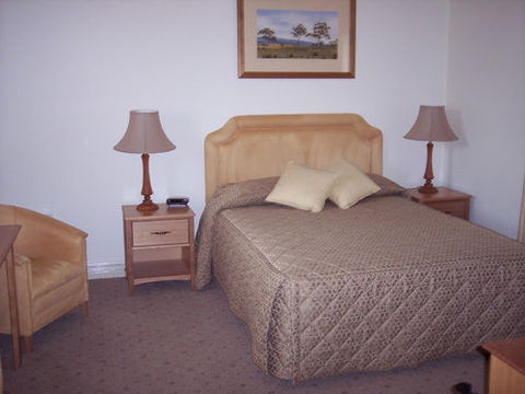Ross Motel & Caravan Park - Holiday Adelaide 1