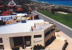 Scarborough Beach Front Accommodation - Holiday Adelaide 2