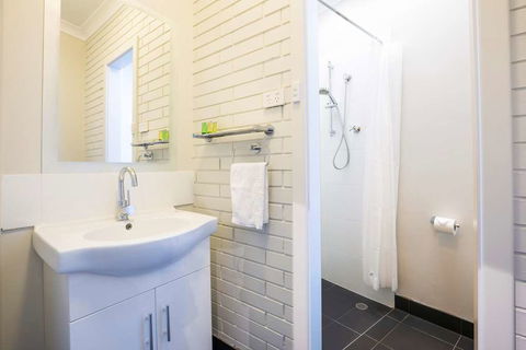 Nightcap at Playford Tavern - Holiday Adelaide 1