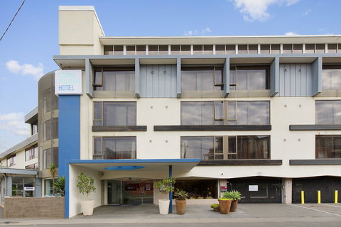 Cosmopolitan Hotel - Holiday Adelaide 1