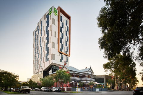 Holiday Inn West Perth - Holiday Adelaide 2
