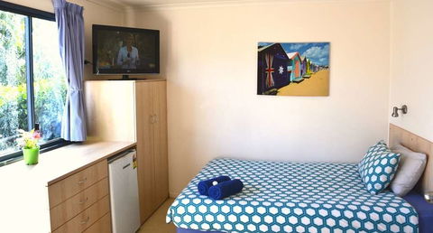 Vitrinite Village Of Middlemount - Holiday Adelaide 4