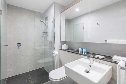 Meriton Suites Sydney Airport - Holiday Adelaide 8