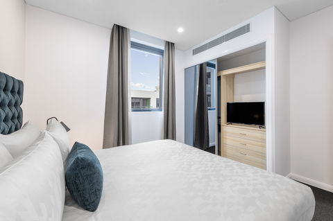 Meriton Suites Sydney Airport - Holiday Adelaide 12